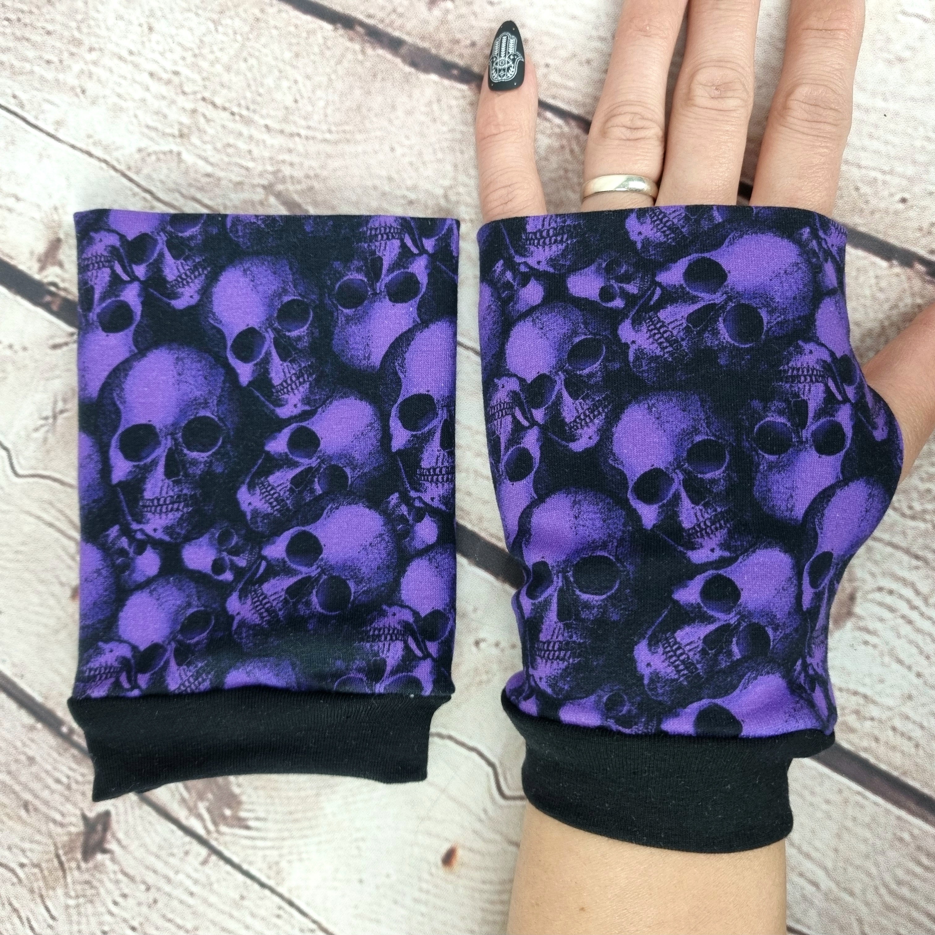 Purple skulls fingerless gloves stocking filler gift