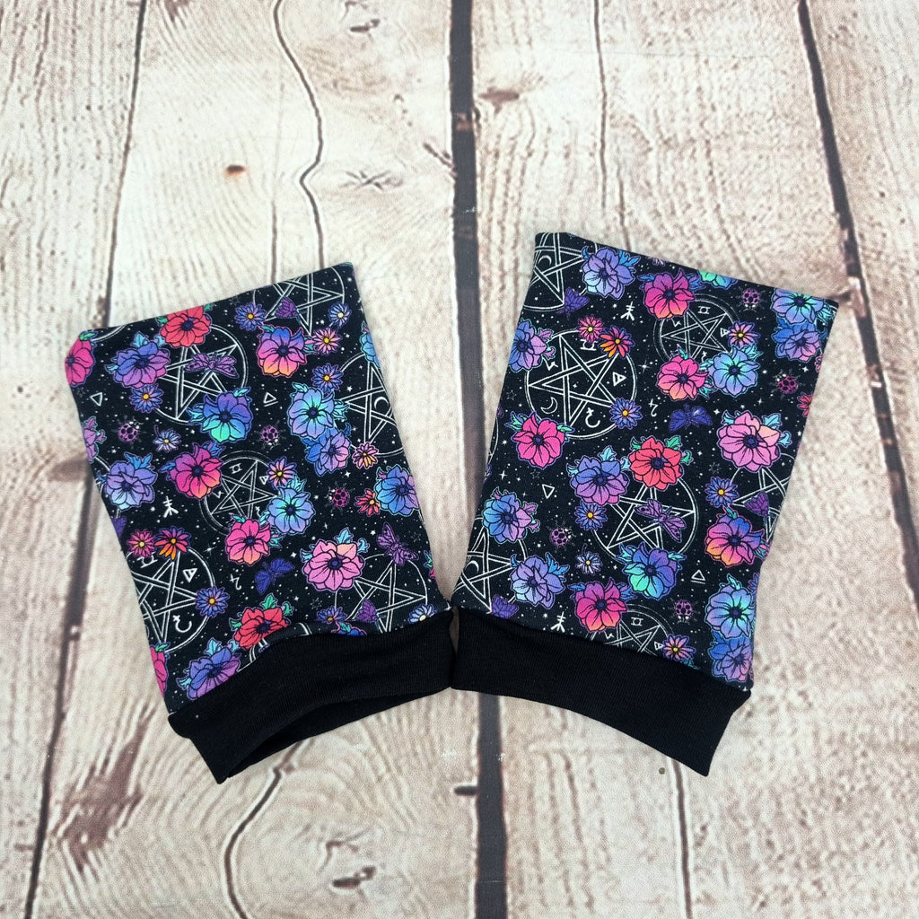 Floral Pentackle Witch fingerless gloves