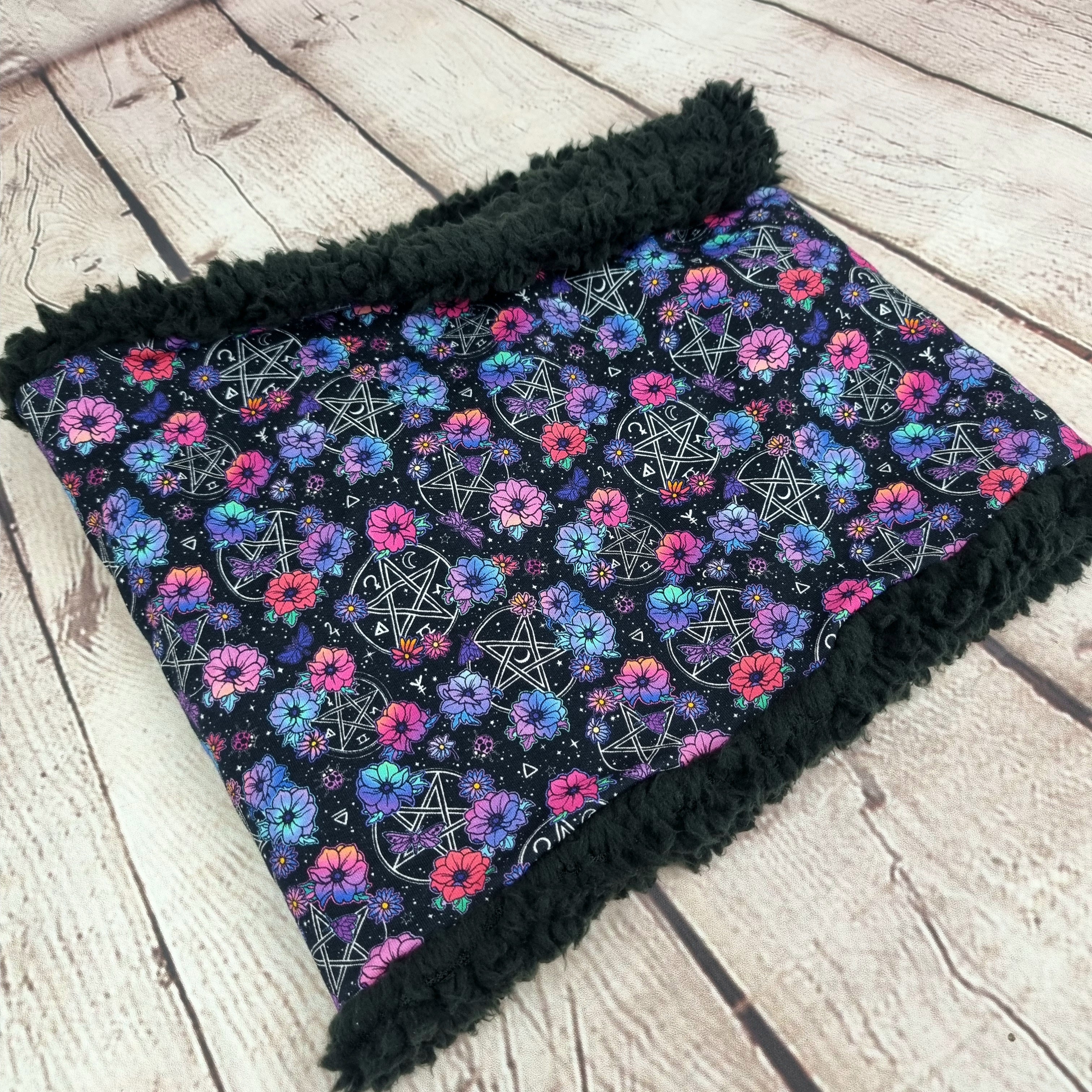 Floral witch pentackle scarf snood
