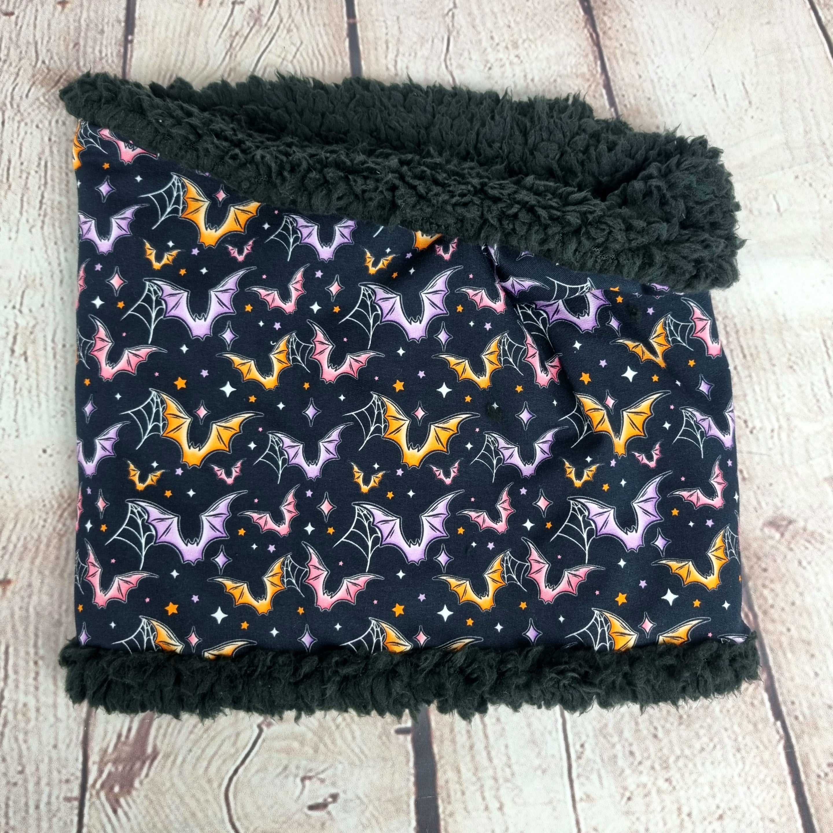 Spiderweb bats snood scarf