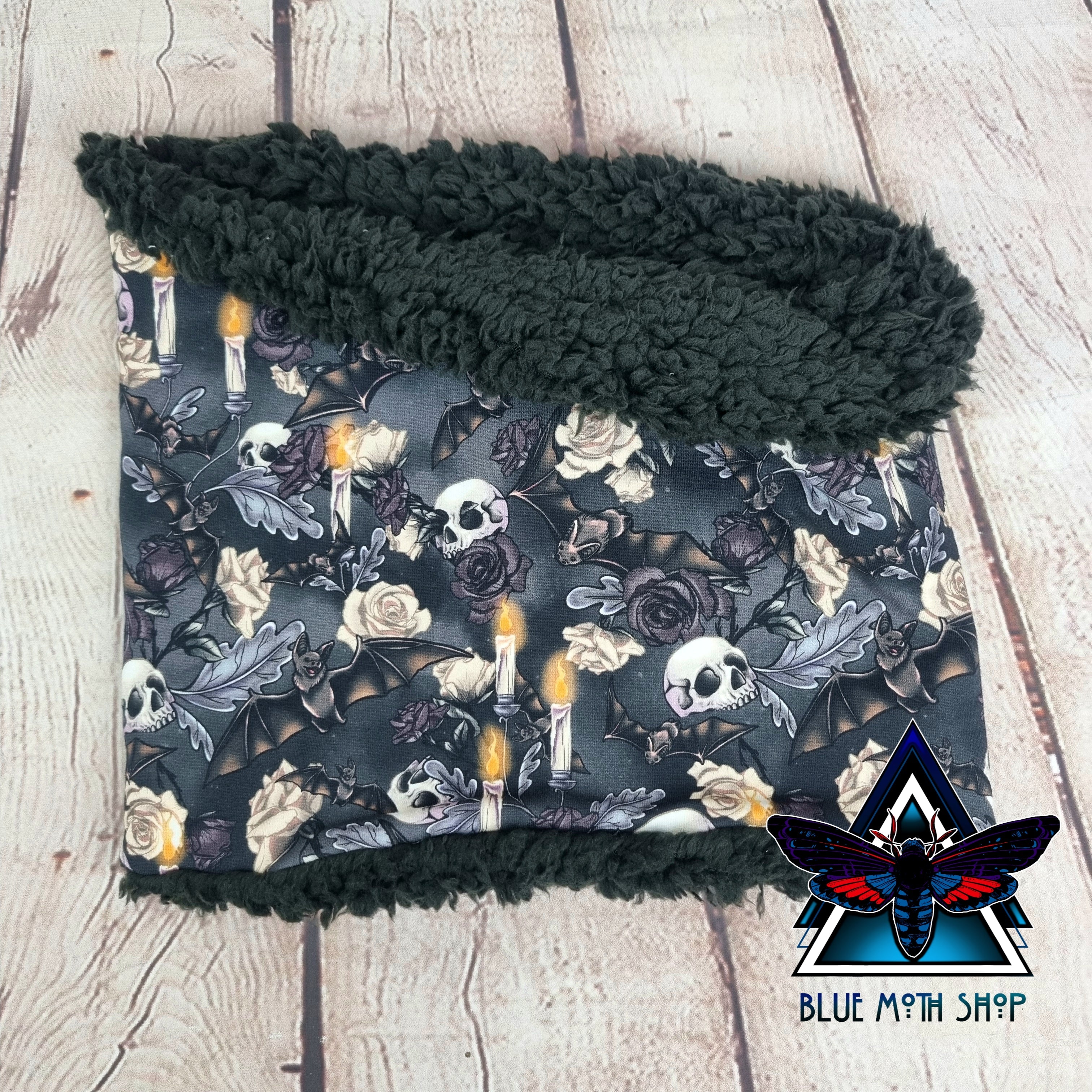 Gothic Bats and Skulls snood scarf