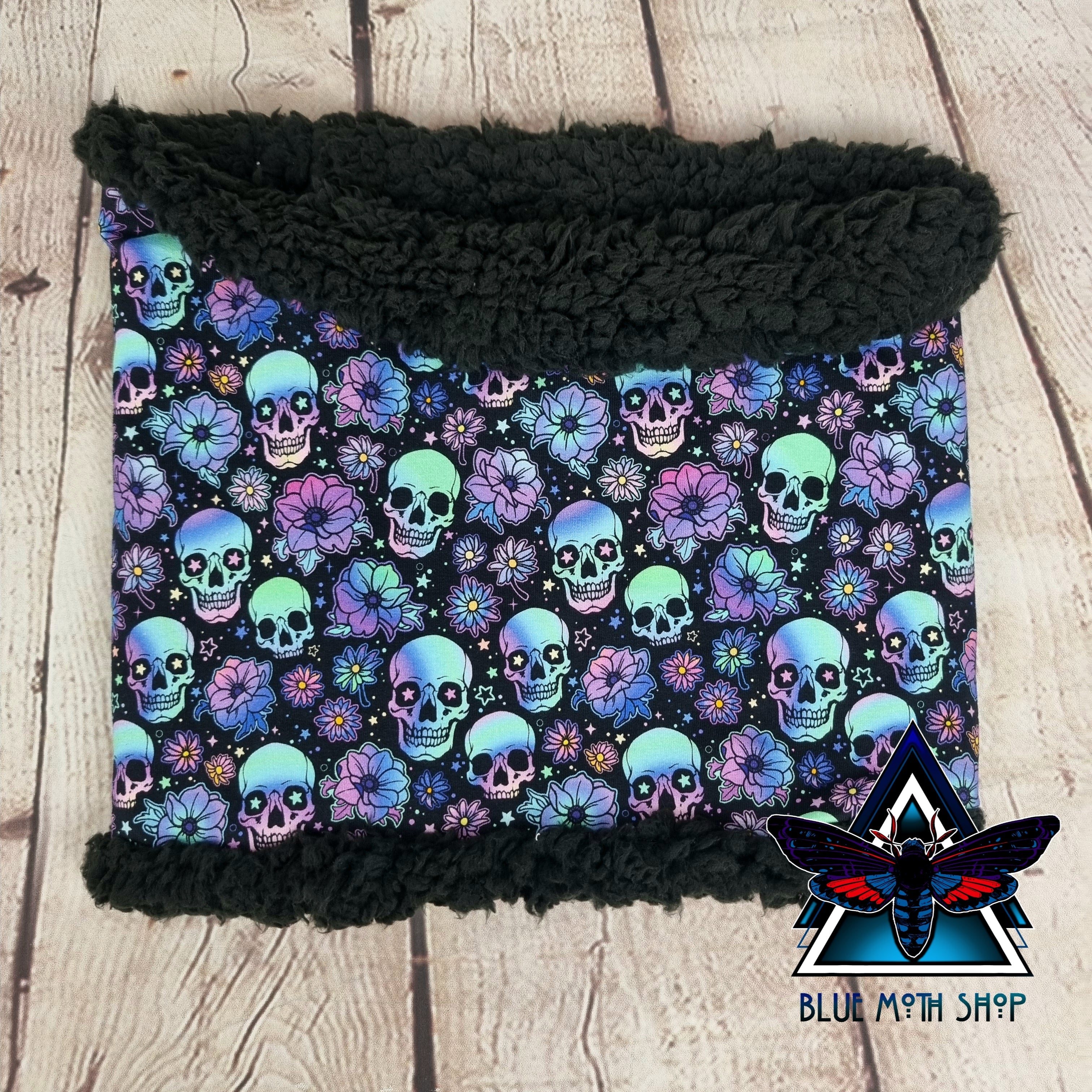 Blue Skulls and Flowers snood scarf
