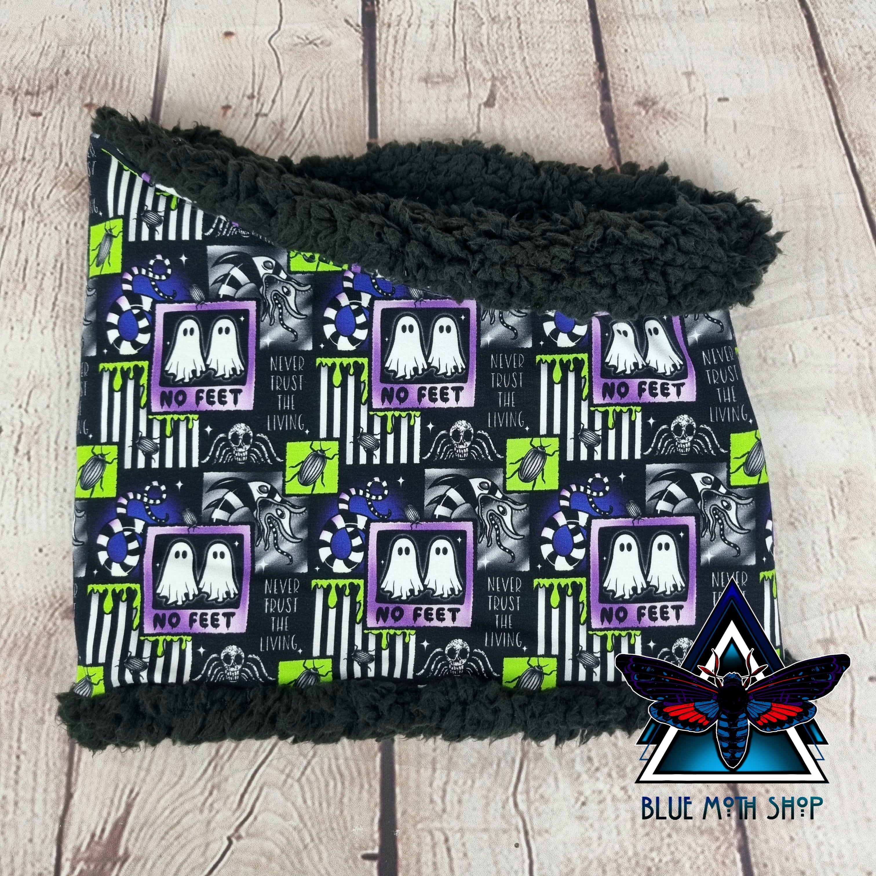 No feet Beetlejuice snood scarf