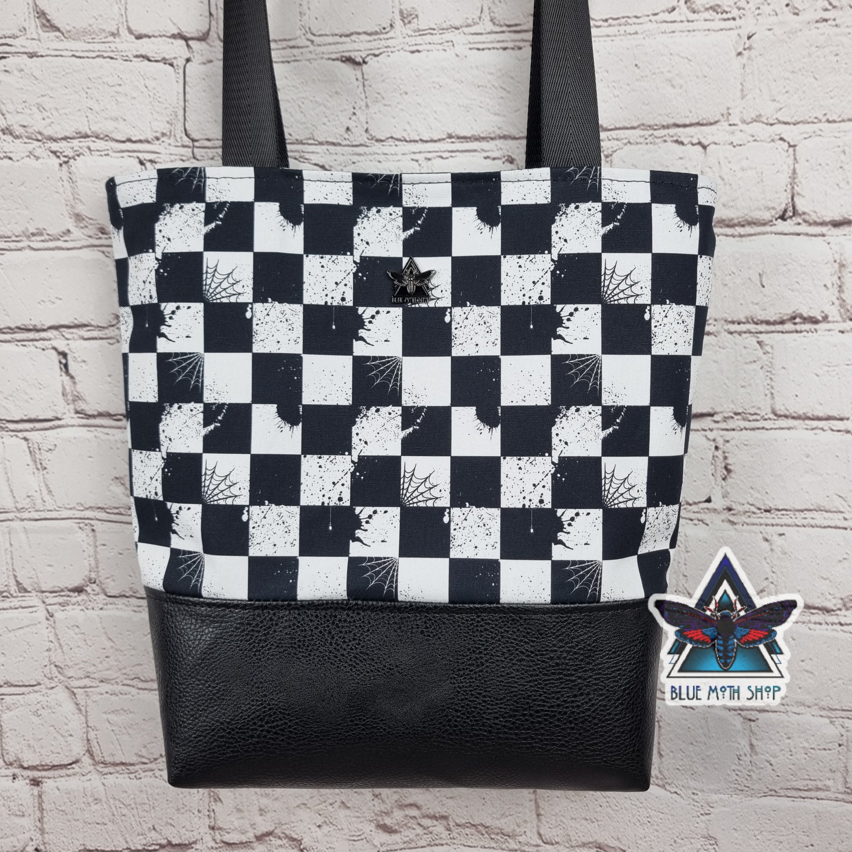 Grunge Checkerboard Tote Bag with Zip