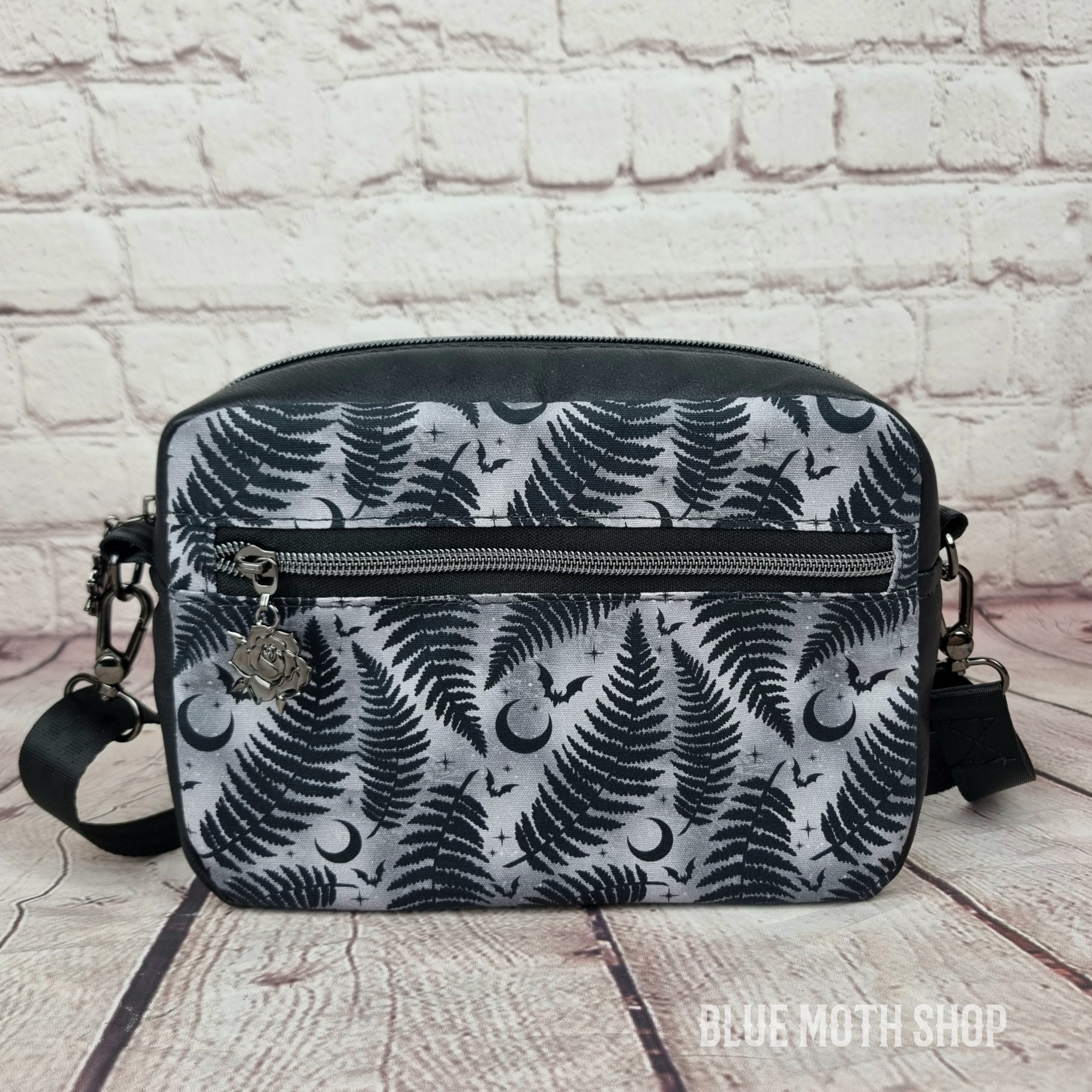 Grey Fern Nature crossbody bag