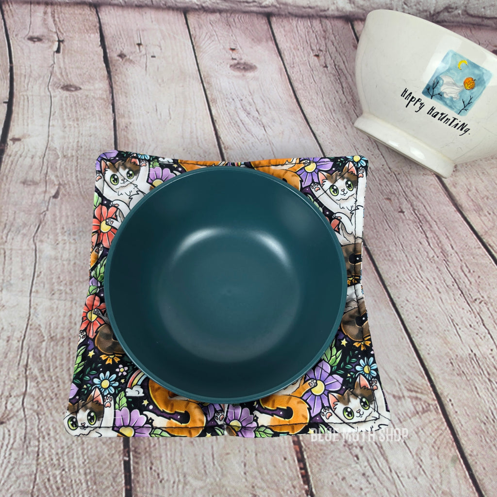Cats Flowers Double Sided Bowl Cozy