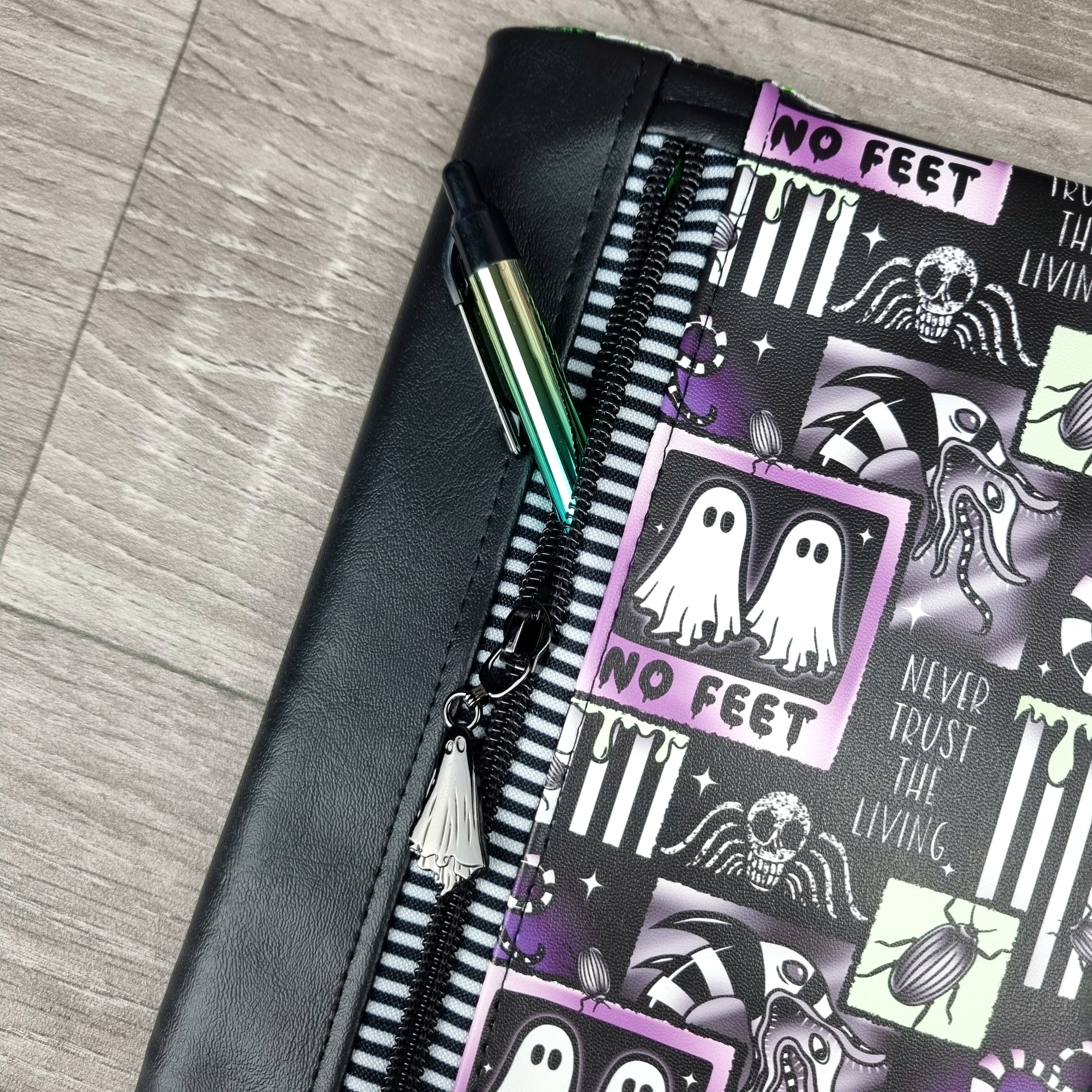 No feet Notebook with removable cover A5