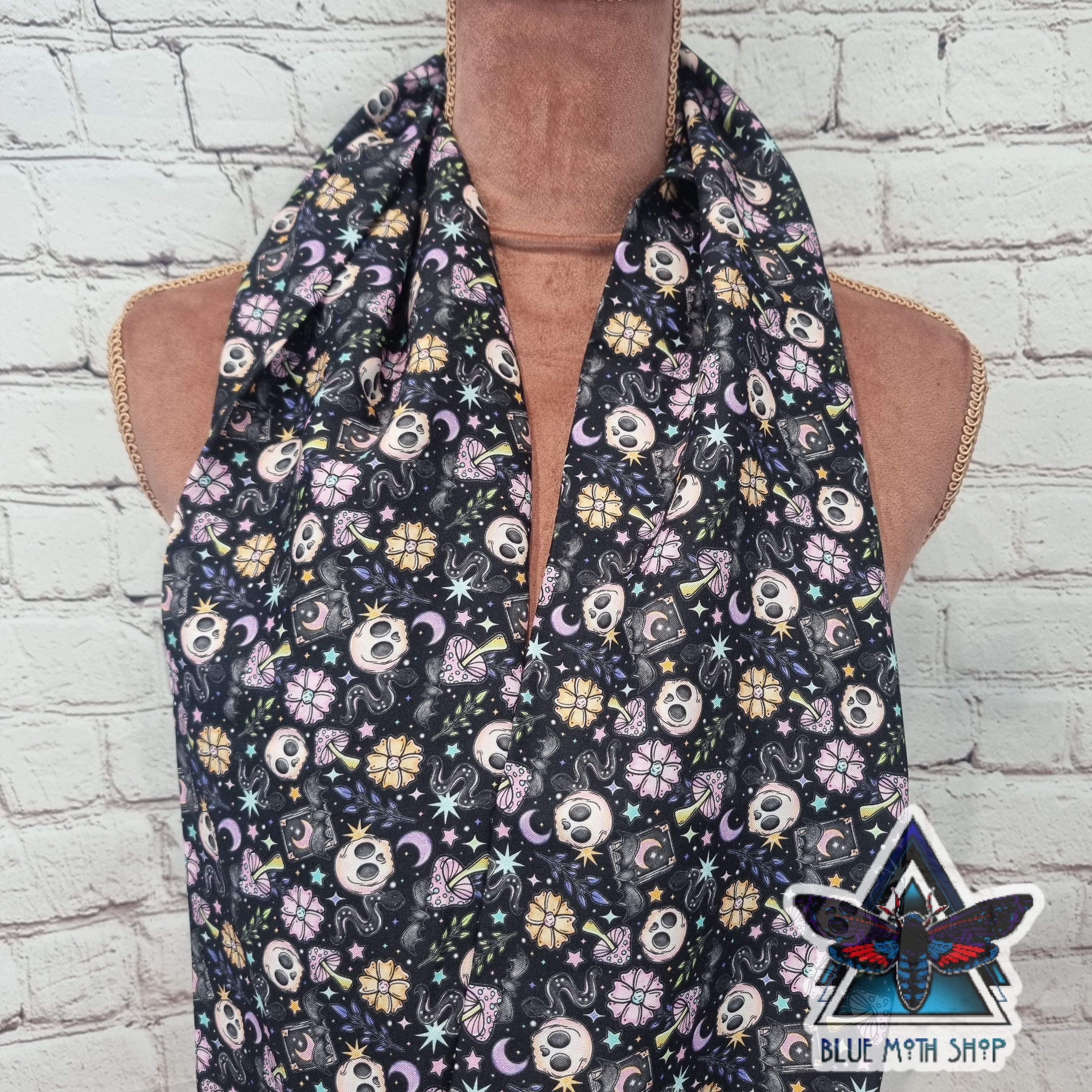 Summer Skulls infinity scarf